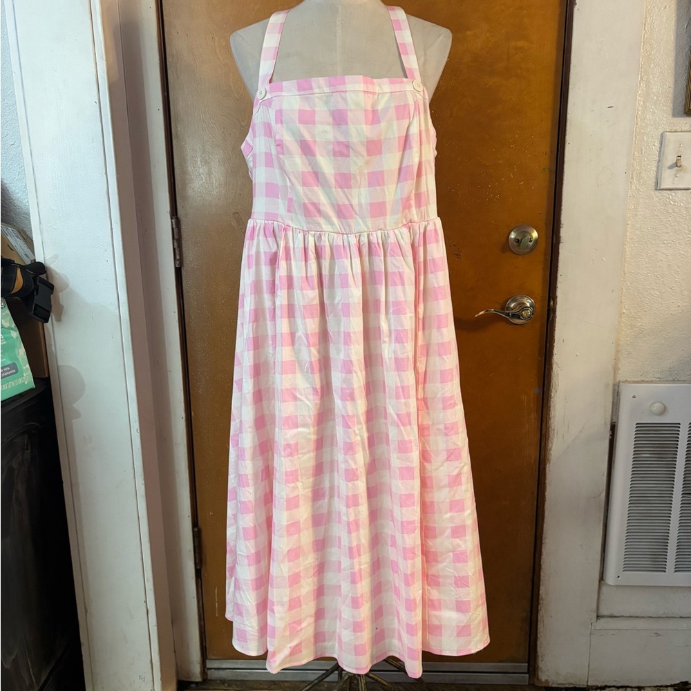 Torrid Retro Chic dress.  Gingham Pink  20/22